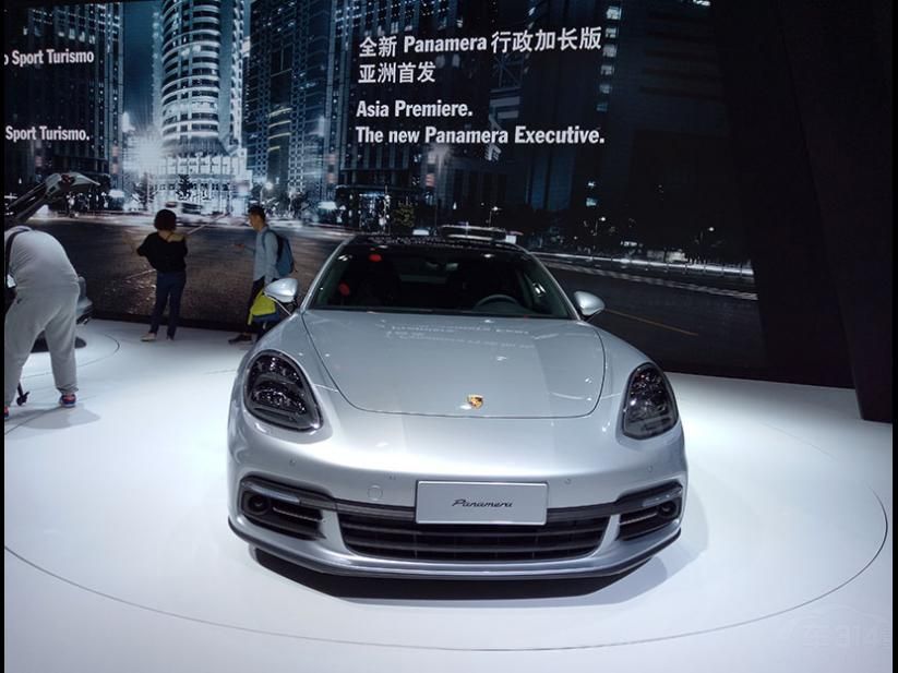 ʱPanameraƳӳ棬Ϊ˹˶רƣ132.8𡣿ңʱҲùŽаְ֡