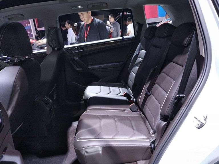 棬ṩ1.8T2.0TѡʷֱΪ180220ֵŤΪ300ţ׺350ţס