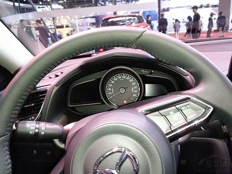 Դﰺߴ糤߷ֱΪ4582mm1795mm1458mmΪ2700λͽγ