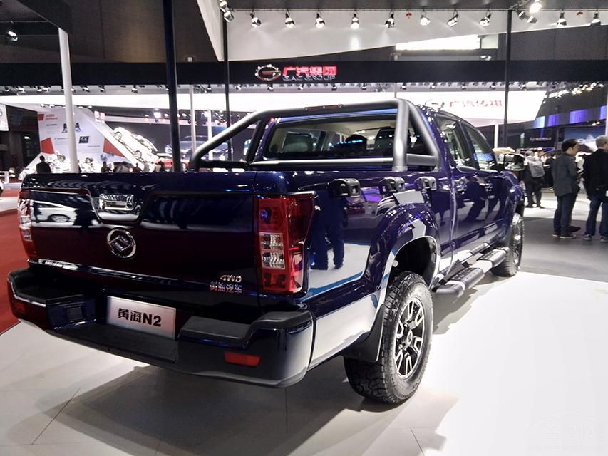 �䳵���ߴ�Ϊ5560��1840��1830��mm����