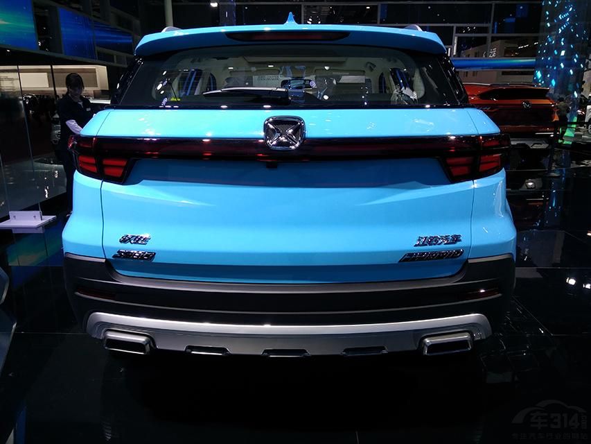 ׷ԡƸеĴ󱳾£ԦʤS330ַͲҸ˻Ǻϲַģֱۡ