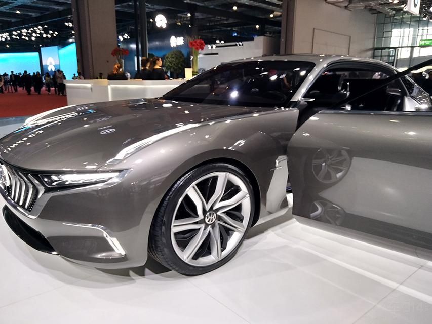 ���೵�ſ�����ʽΪ�Կ�ʽ��β�����ý�Ϊƽ����������ƣ�ͬʱ�����ùᴩʽβ����ơ�