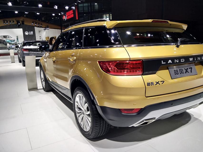 �����ߴ緽�棬�䳤���߷ֱ�Ϊ4420/1910/1630mm�����Ϊ2670mm��