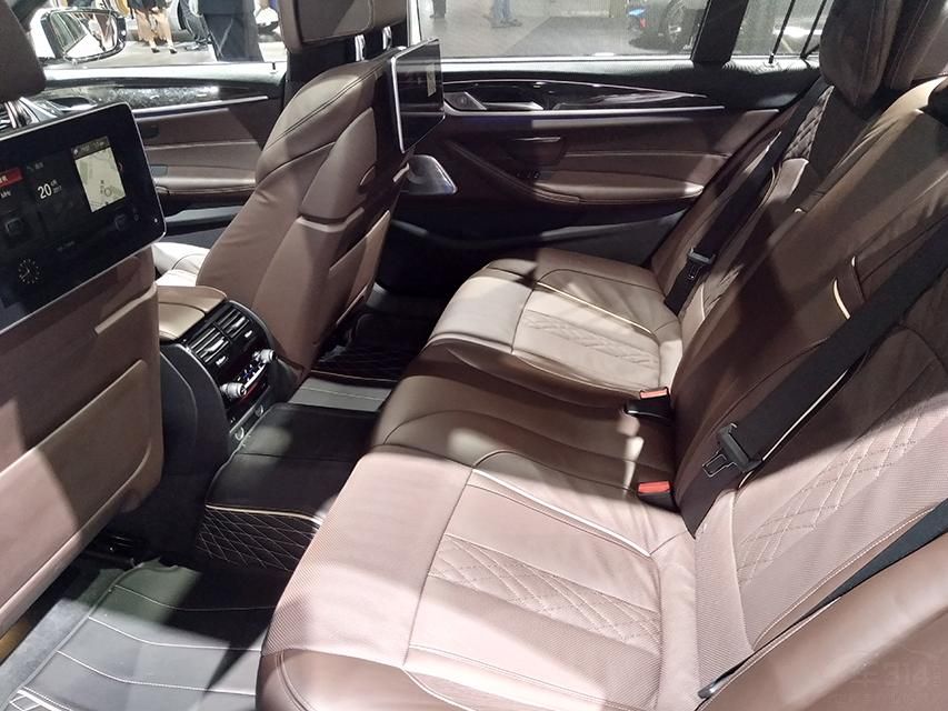 ϧ5ϵĳռ䲢û󣬳߳ߴֱΪ5087/1868/1500mmΪ3108mm