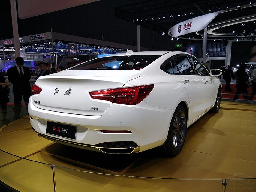 β�Ʋ����˲��������ͣ��м���ӡ�нϴ�ġ����족����LOGO��