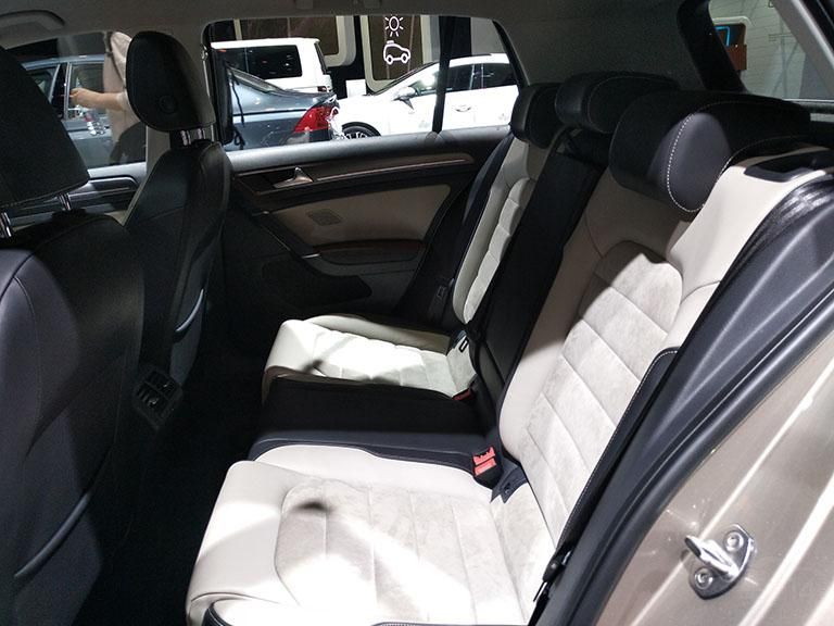 ڸ߶ȫˡƷơһͼ۸ĲԣʼƷ·