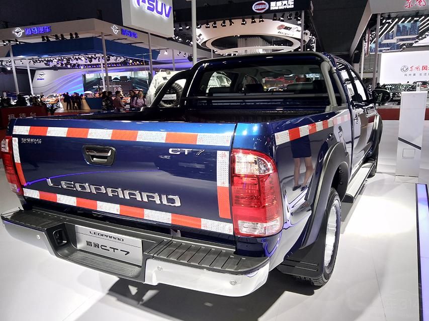 ��������1.9T���ͷ������������Ϊ136��������ֵŤ��Ϊ300ţ���ף�ƥ��5���ֶ������䡣