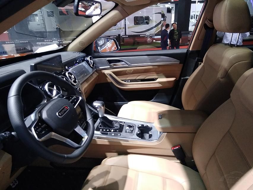 ���η��棬Ұ��T80������ȫ�µ���Ʒ�����п�̨������ʱ�����е�����ʽ�п�����ƣ�ͬʱ����Ļ�·�������Բ�οյ�����ڳߴ��Ϊ���š�