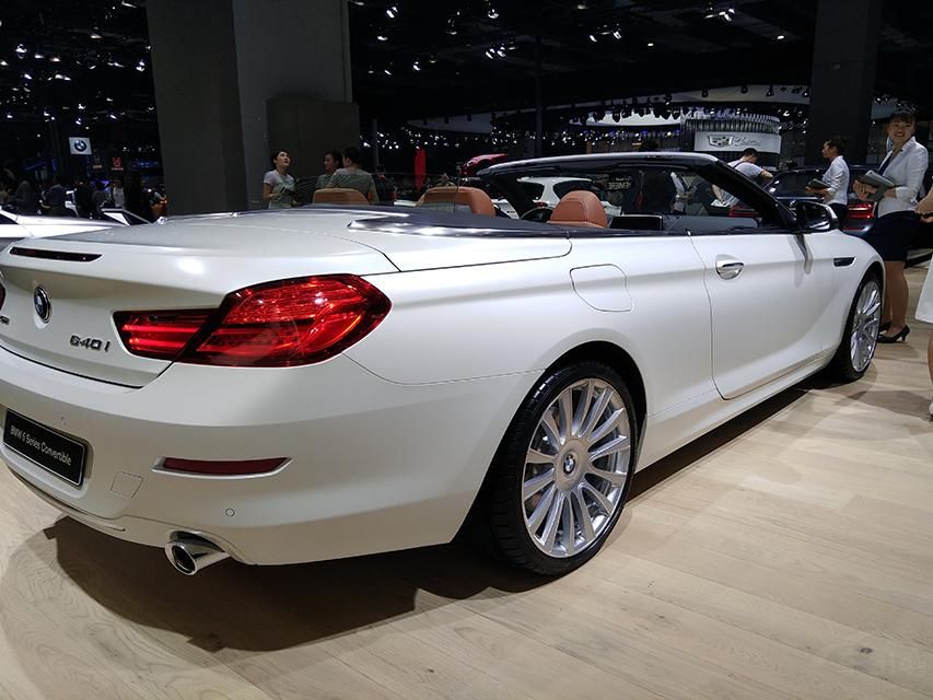 8SteptronicԶлƬƤ˶̣Ǳ׼ãǰΪ̬ٿذһ