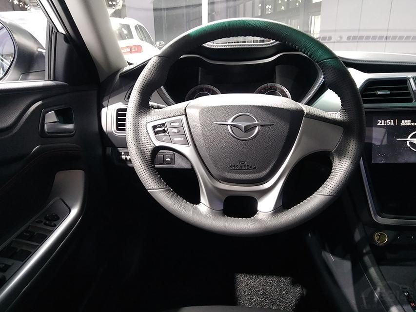 ��Ϊ�Ŀ�ͣ��³��ĳ����ߴ粻����̫��仯�������ȻΪ2800mm��