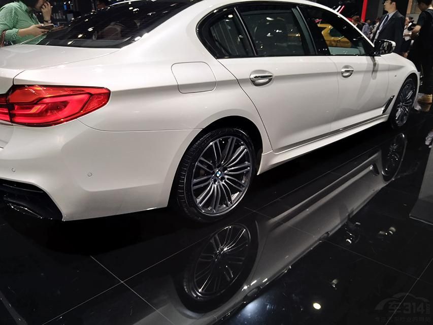 ʵ5ϵϢѾϴ4·ݺкܶϢس粿ֱ5ϵ͵áˣĵĽɾļ۸