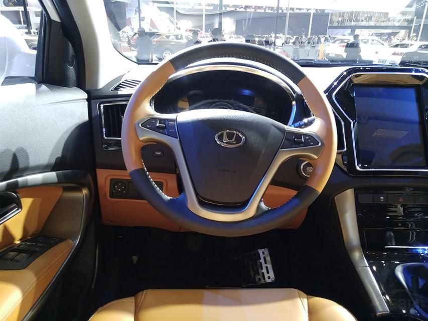 ���Χ�����˶Ƹ��������Ծ��£�ͬʱ�³�ȡ�����ֿ���ϵ�˫�߹�������������ơ�