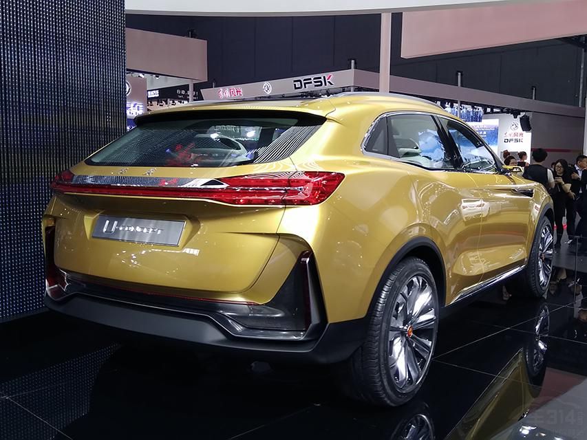 ���⣬�ó�װ����һ�������H7���Ƶ��ķ�ʽ�Ķ๦�ܷ����̡�