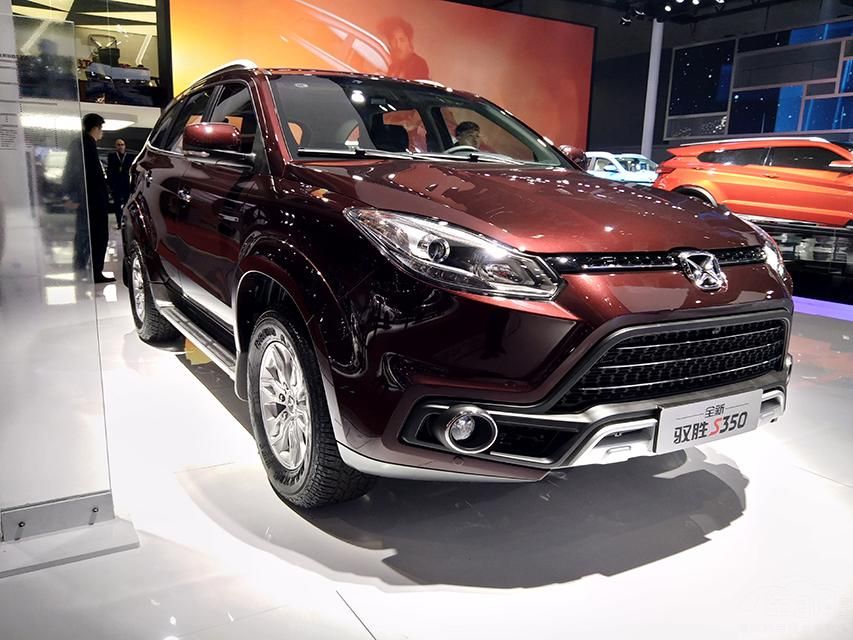 ǰ���ո������ɫ��դ��������Ƽ��߲�θС�