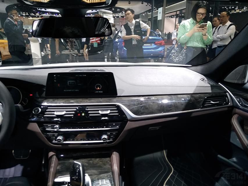 12.3ӢȫɫҺǱɫװҲ俴ȥʸС