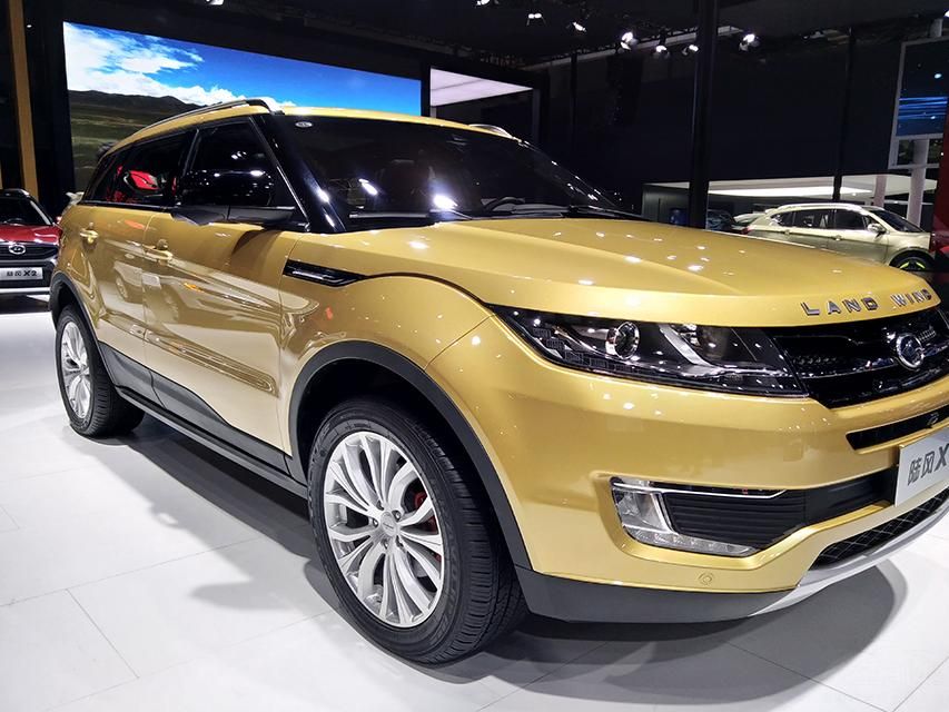 ½��X7��λ�ڽ�����SUV��