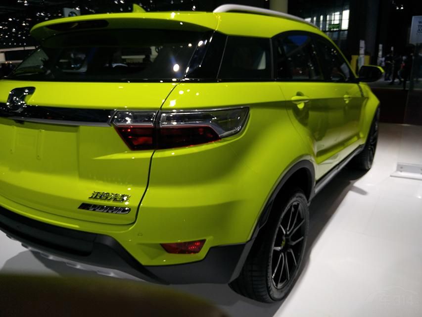 ҳĲʹʽĳƣȫLEDԴӾЧʮֿƻáͬʱó·Ľڻ˷״ơǳɫ