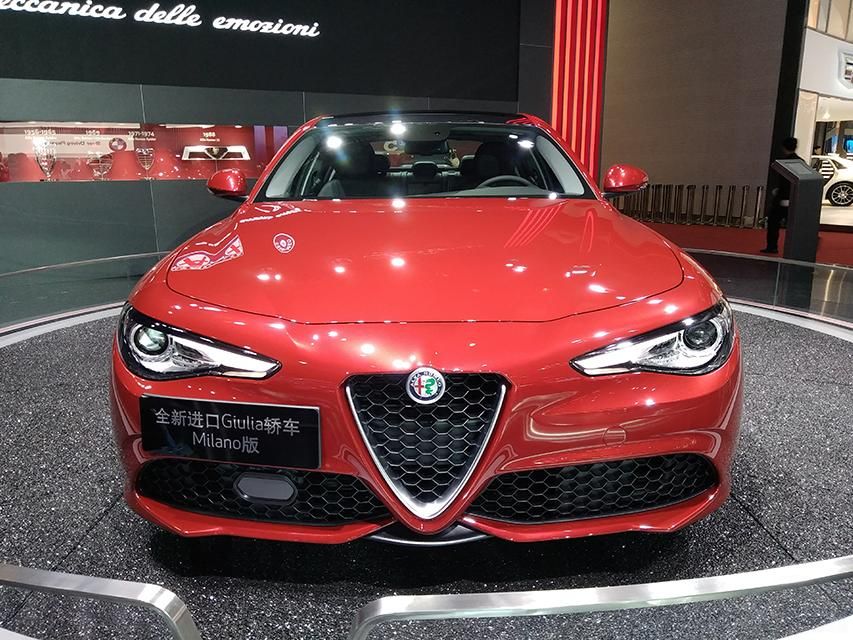 ֪ʲôʱʼѾ˴Ϲϰߡ󵽼ҵҾߣСư裬ǶԴ򵽡ԭҲˣGiulia Milanoָս