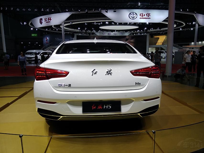 ���⣬ȫ�µ�˫�����Ȧ�����˰���ɫͿװ��