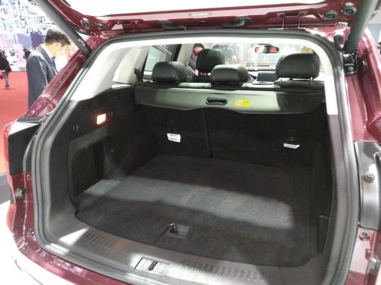 β˫߹ƣʹ˶ƸβװΡ