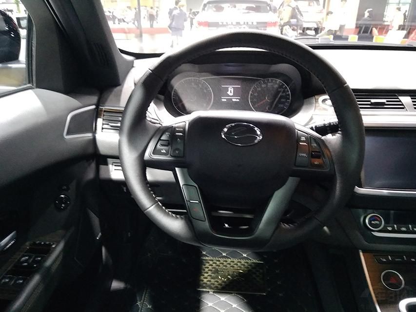 ����ȫ�µ��������Ҳʹ�ó����������Ӿ߱������С�