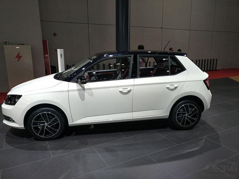 ���綥�䳵��1.6L���а潫�䱸LED�ռ��г��ƣ����а���˶���ɽ���ѡװ��