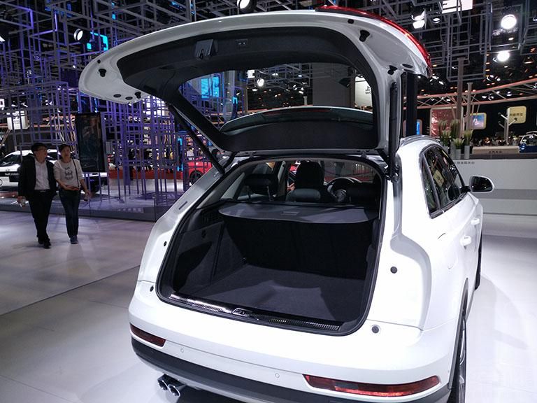 Ⱦ֣µQ3úͼ۸϶ƣ˵Լ۱ȸߣֻڿռԱX1ֱ̬ѡѷһ