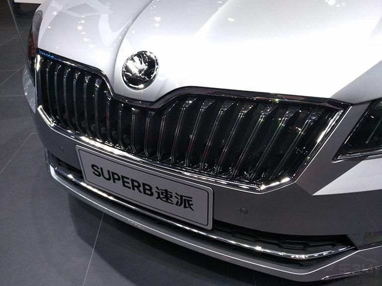 ˹´ɲȫµļǰƣϿζǰȫµļǰյĸϬӲʣڼصͬʱ͸¶һ˿鶯