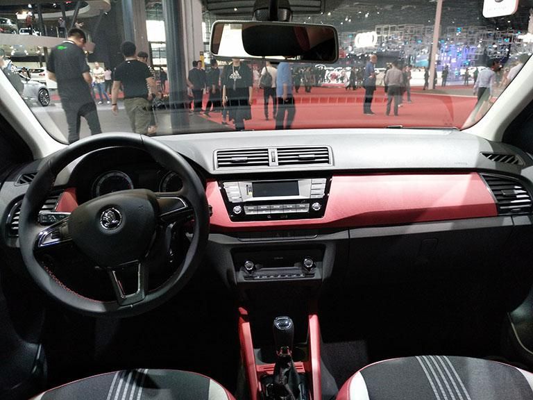 �Զ�ͷ�ƺ͸�Ӧʽ��ˢ�ڴ��а�������ϲ����Ǳ��䡣