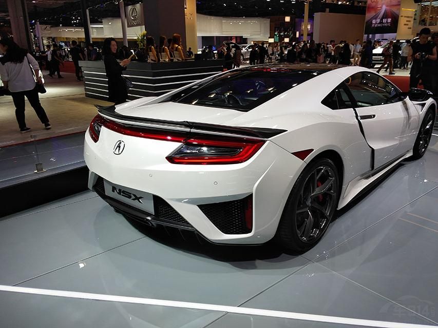 NSXͨп̨ϵťʽװṩּʻģʽԵΪQuietĬϵSport˶Sport Plus˶Track