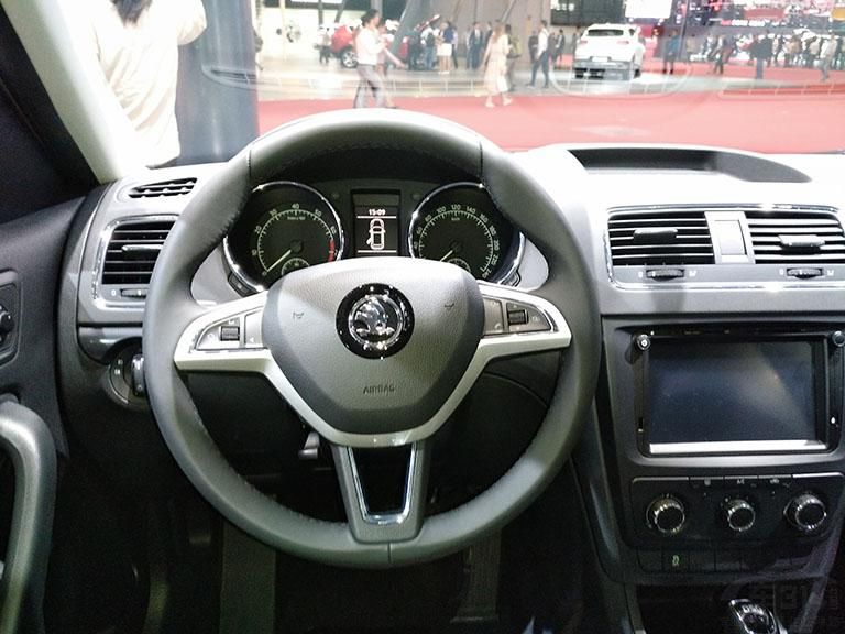 ˹´YetiĶܹʹõ󣬶ǳƽȣǿϼʻҲƽ˳ٹƽ6.7ʵͺģʹΪѻ顣