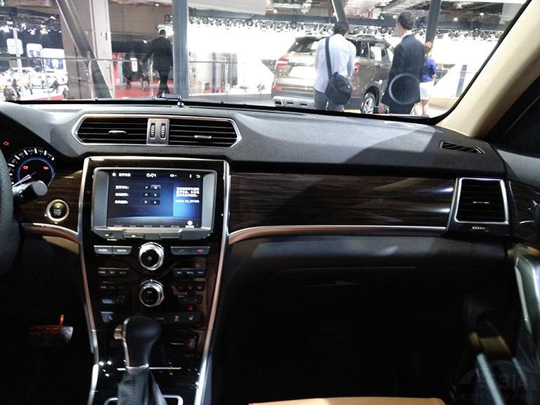 ֶֿ֧ѡɫĴ䣬ľΰͽʸеĲҲԲͬѡпذܲϸǣȥʸв