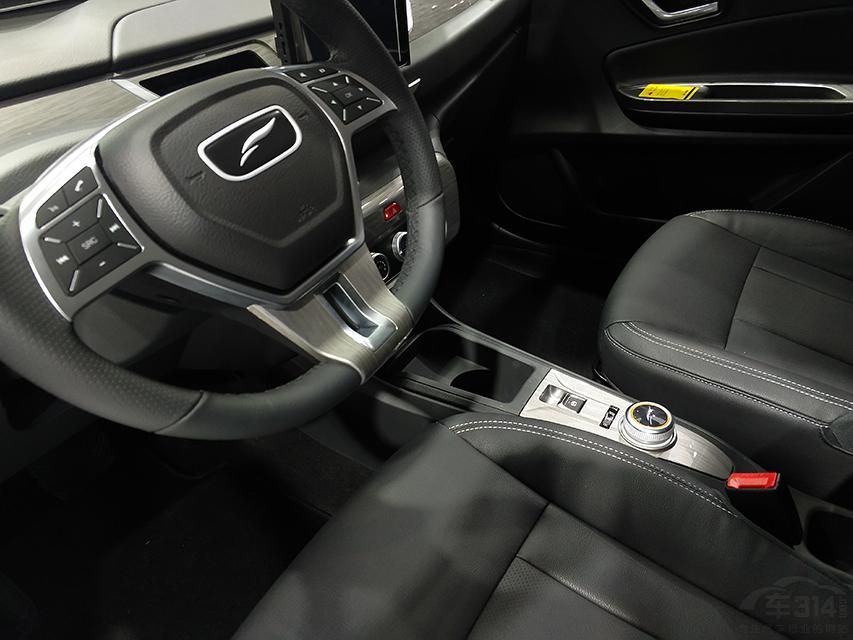 Ǽʰ1䱸40ȵ0ٵ50km/hС4.5sǿϣʵֳ330kmϵĳ̡