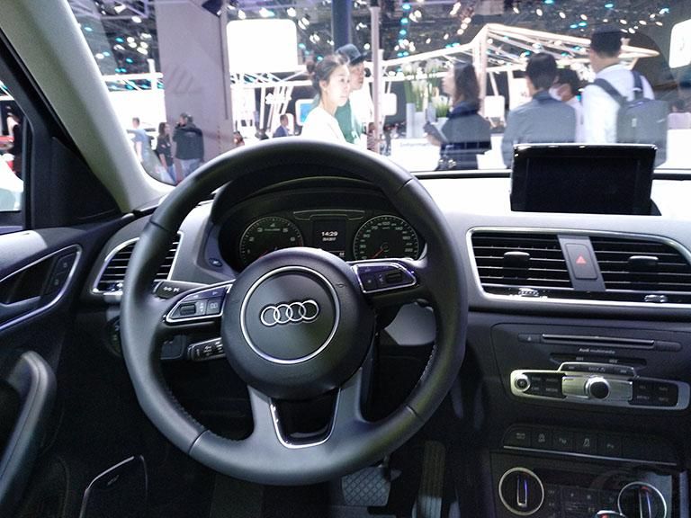 �������Ļ������ڽӽ���βʱ����б���£���D�������ս���Ӫ��һ��COUPE���͡�