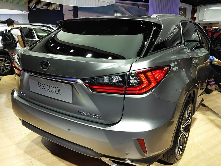 ԼʻԱΪĵ׿˹RX 200t򻮷ֳ