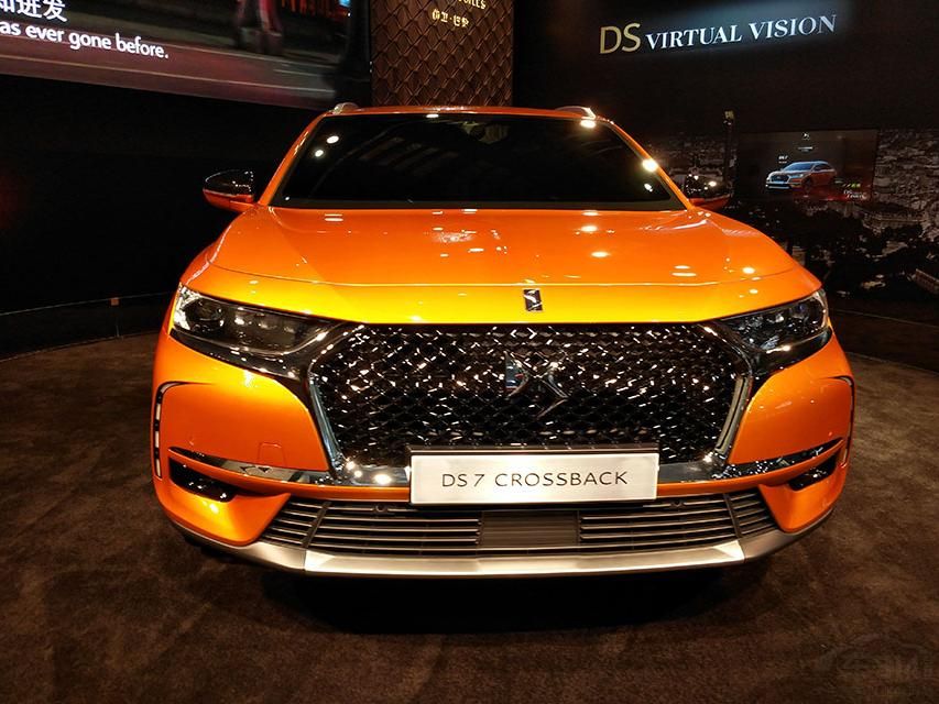 LEDβҲ˹ʽͣ3DĵǻṹЧ