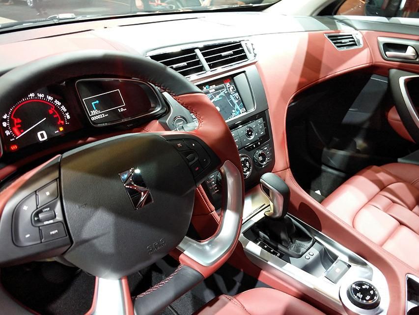 Ӿʹ˫ɫƣںӾɫΪɫиSo Parisʶ