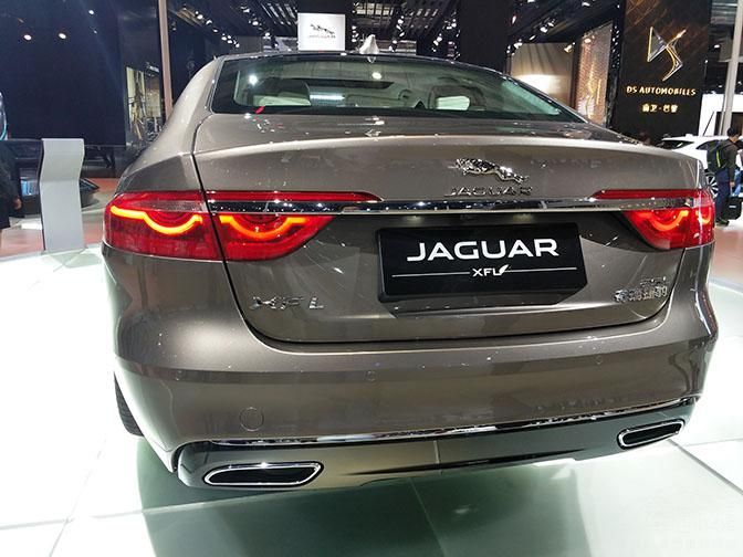 ���ȺͿ��Ⱦ���Խͬ����İµ�A6L������5ϵ�Լ�ȫ�±���E�������档