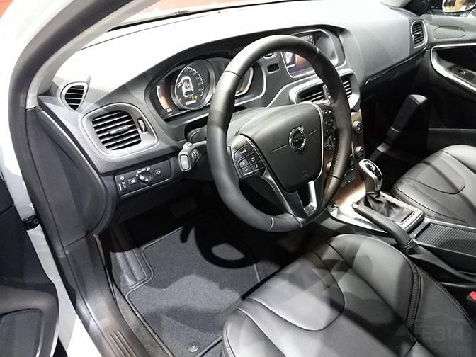 棬V40ֿ1.5T2.0T1.5TΪ152ֵŤ250Nm;2.0TΪ190ֵŤ300Nm