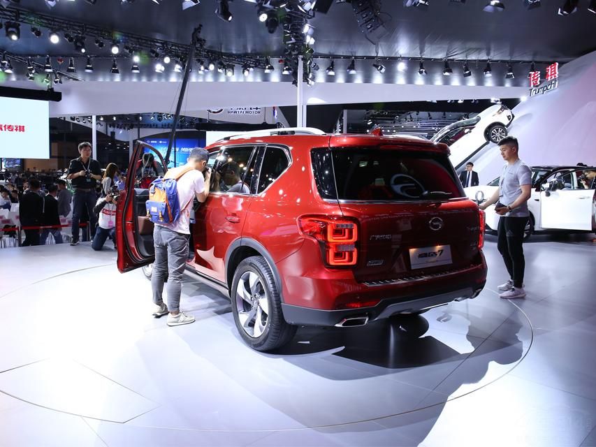 ����C���𳵶���β�������봫��GS8���в�ͬ��