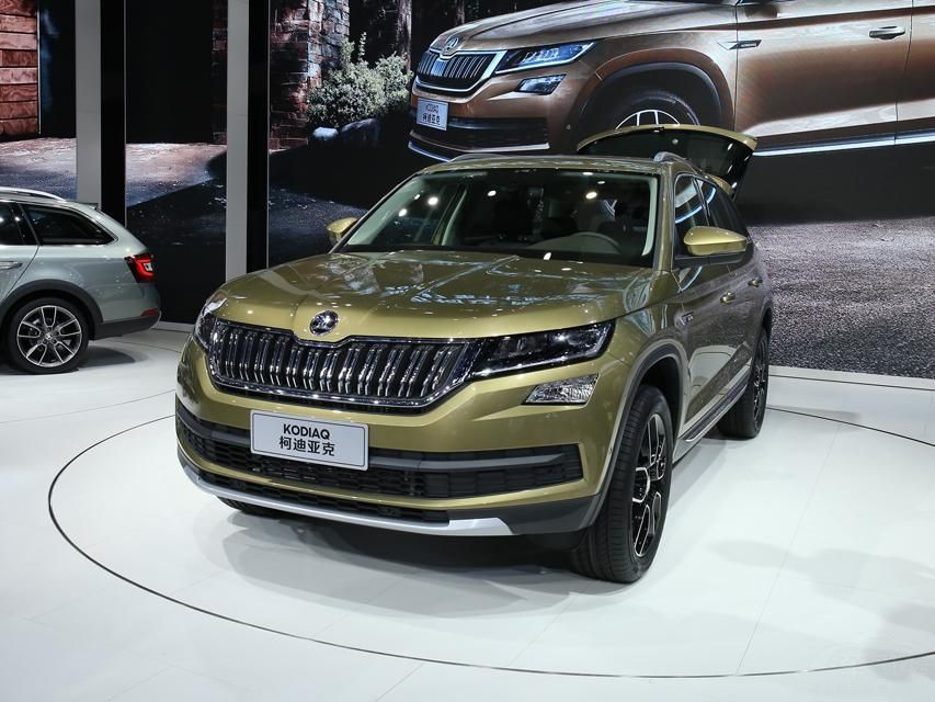 4��19�գ�2017�Ϻ���չ�ڹ��һ�չ���ģ��Ϻ�����ʽ�������Ļ���ڴ˴γ�չ�Ϲ���160����³�����/�׷������Ϻ���չ��˹�´﹫������������SUV�����µ��ǿ˵���ʽ�ۼۡ�С���Ŭ����Z17mini�������ǽ���������ֵ��ֵ����ۡ�