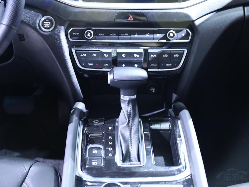 ����Ʒ���ѡ�����϶���������ʵ���Կ��ǡ�