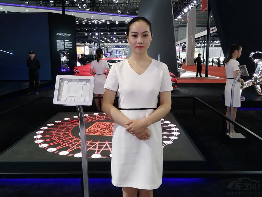 һ˫ˮ�������۾�����Ҫ�γ�ˮ��,��Ц��Ц��