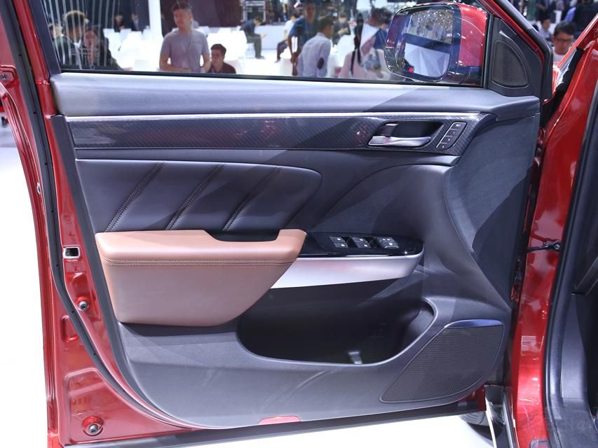 �������棬�³��Դ����ɹ��������з���2.0T��������4B20M1����