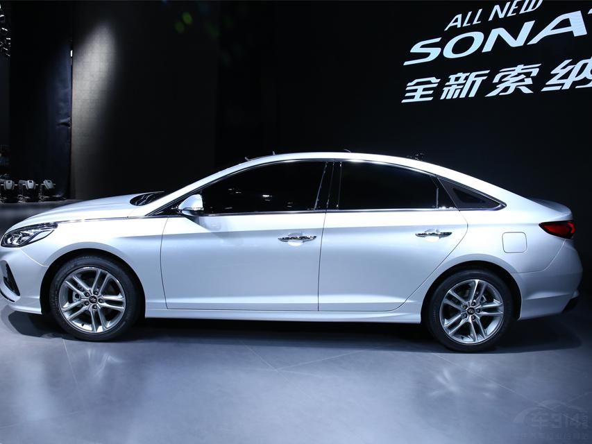 ��ͨ�汾���͸�դ�ڽ����ö���ʽ�Ƹ���������ơ�