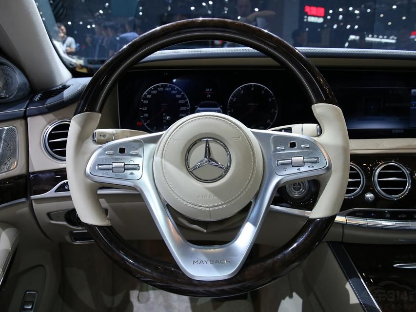 �������֣�����4.0T��������S 550���й���S 500������ΪS 560��