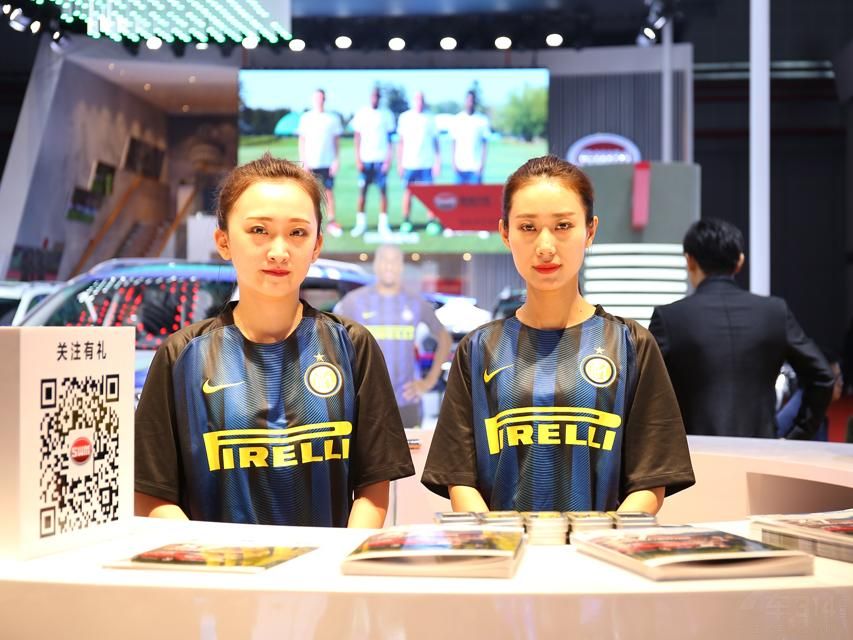 һ��ԲԲ�Ķ쵰��,�����Ӻ������,�����κ�,����͸��һ���ഺ���õ���Ϣ��