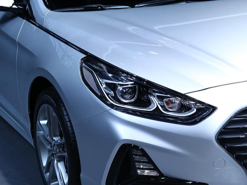 ������դ�ײ������������������죬�Ӿ����Եø�����