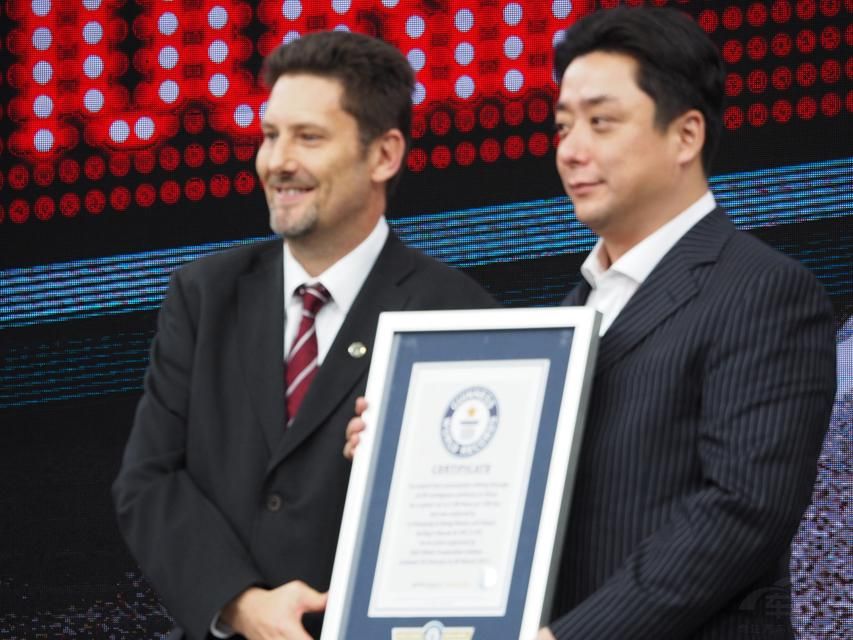 Ȼ�������������Ļ񽱸��Ի������������쵼�ķ��ԣ�����Ҳֻ�����������ˡ�