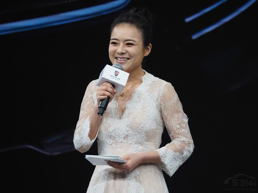 һ�һЦ������Ͷ����޲�͸¶��֪�����ǻۡ�